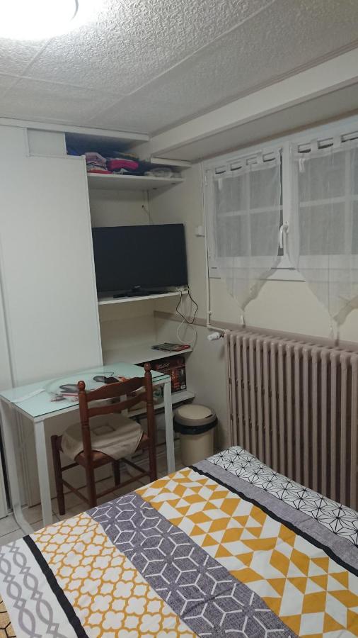 Appartement Oldani à Antran Extérieur photo