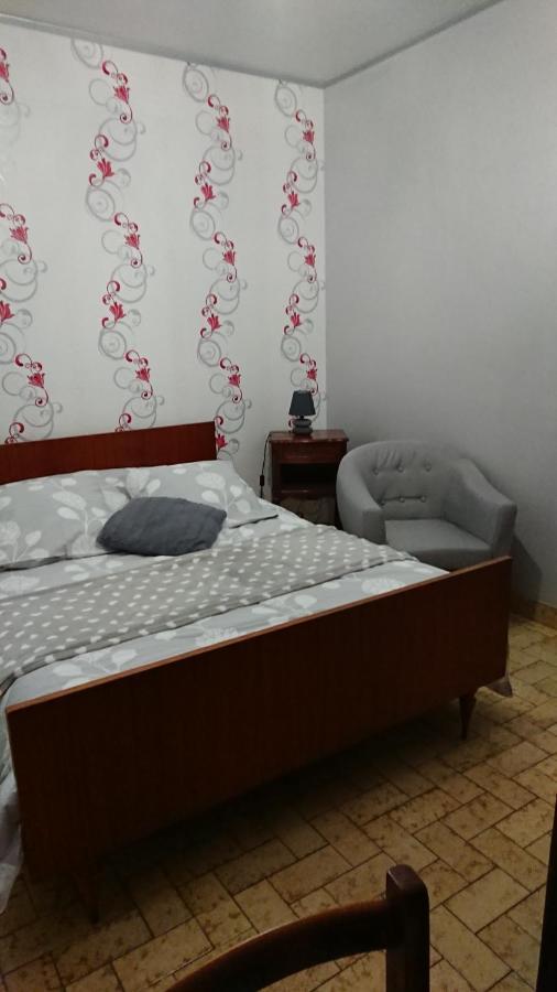 Appartement Oldani à Antran Extérieur photo